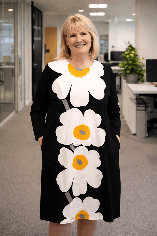 Mekko Lenita Marimekko Unikko kuosi koko 42